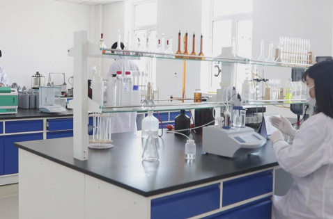 Aditivi di solfonato di magnesio sintetico per il pacchetto di olio lubrificante Peso lordo 218.000 kg