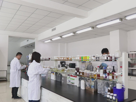 HQT-AN5 Olio di conduzione termica sintetico olio di base naftalene alchilato per il trasferimento di calore